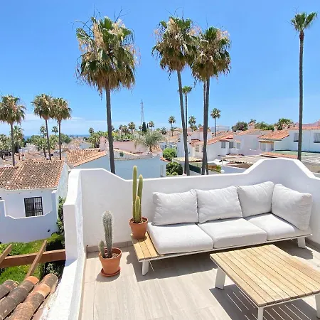 Holiday home Townhouse W/sea View & Garden *