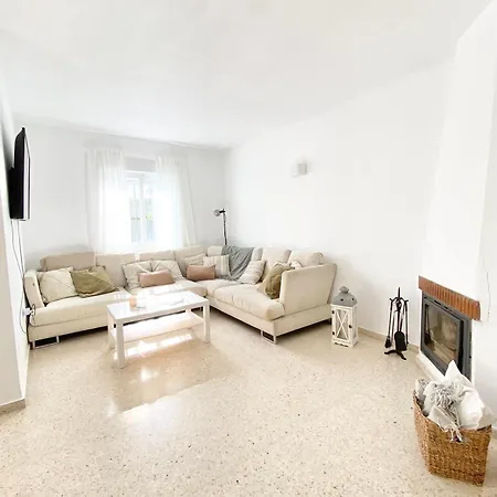 Townhouse W/sea View & Garden Holiday home