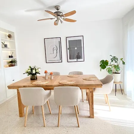 Townhouse W/sea View & Garden Holiday home