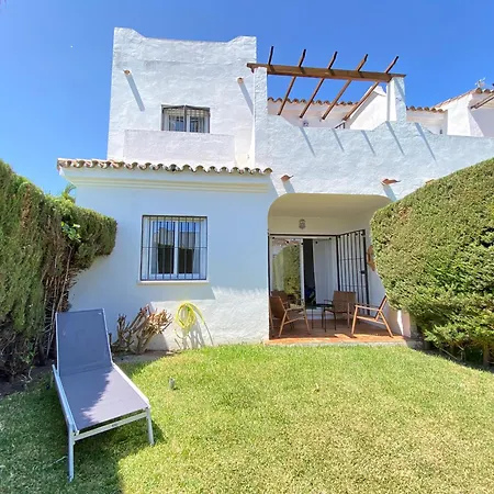 Townhouse W/sea View & Garden Holiday home Estepona